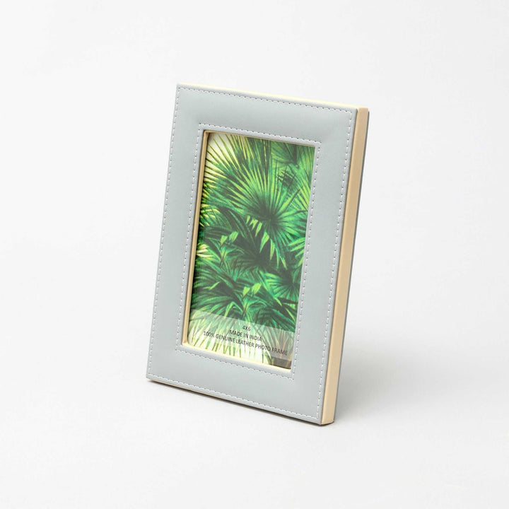 Sleek Grey Photo Frame for Displaying Your Favorite Memories