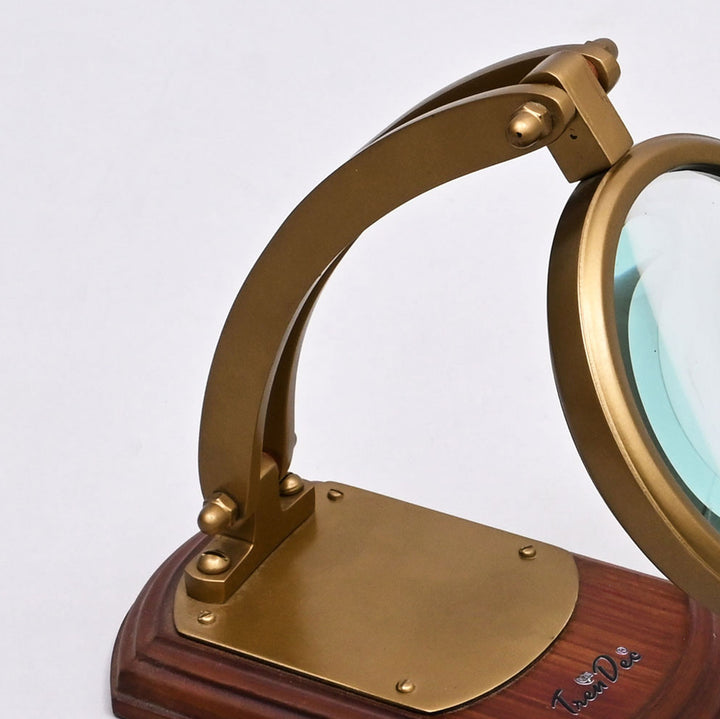Decorative Aluminium Antique Magnifier Elegant Copper Accent Piece