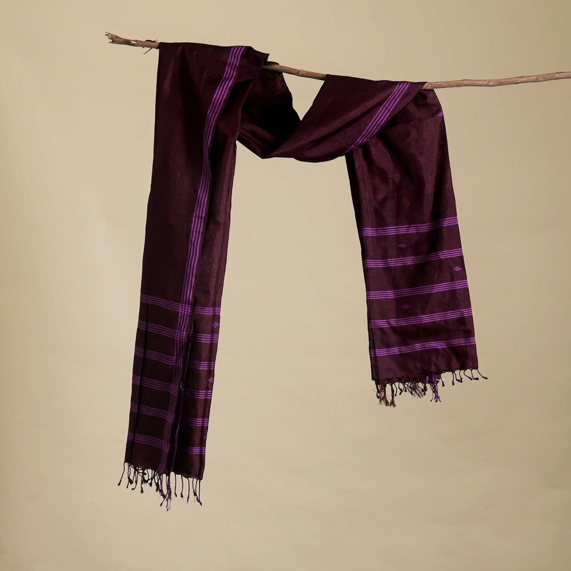 Artisan Handloom Burgundy and Magenta Stole with Symbolic Weave