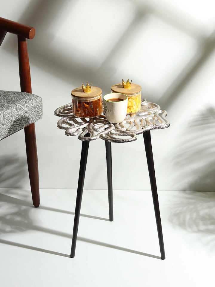 Expobazaar Sliitherin's end Table in Silver