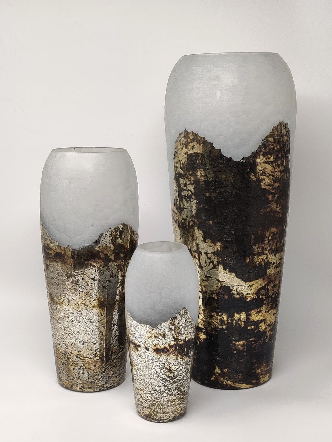 Expobazaar Silver Wavy Chisel Cut Glass Vase