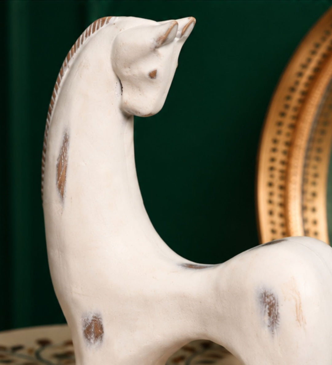 Expobazaar Elegant Resin Horse Figurine for Modern Decor