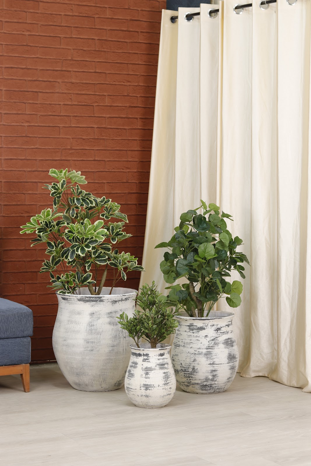 Expobazaar Classic Grey Urn‑Shape Decorative Large Planter