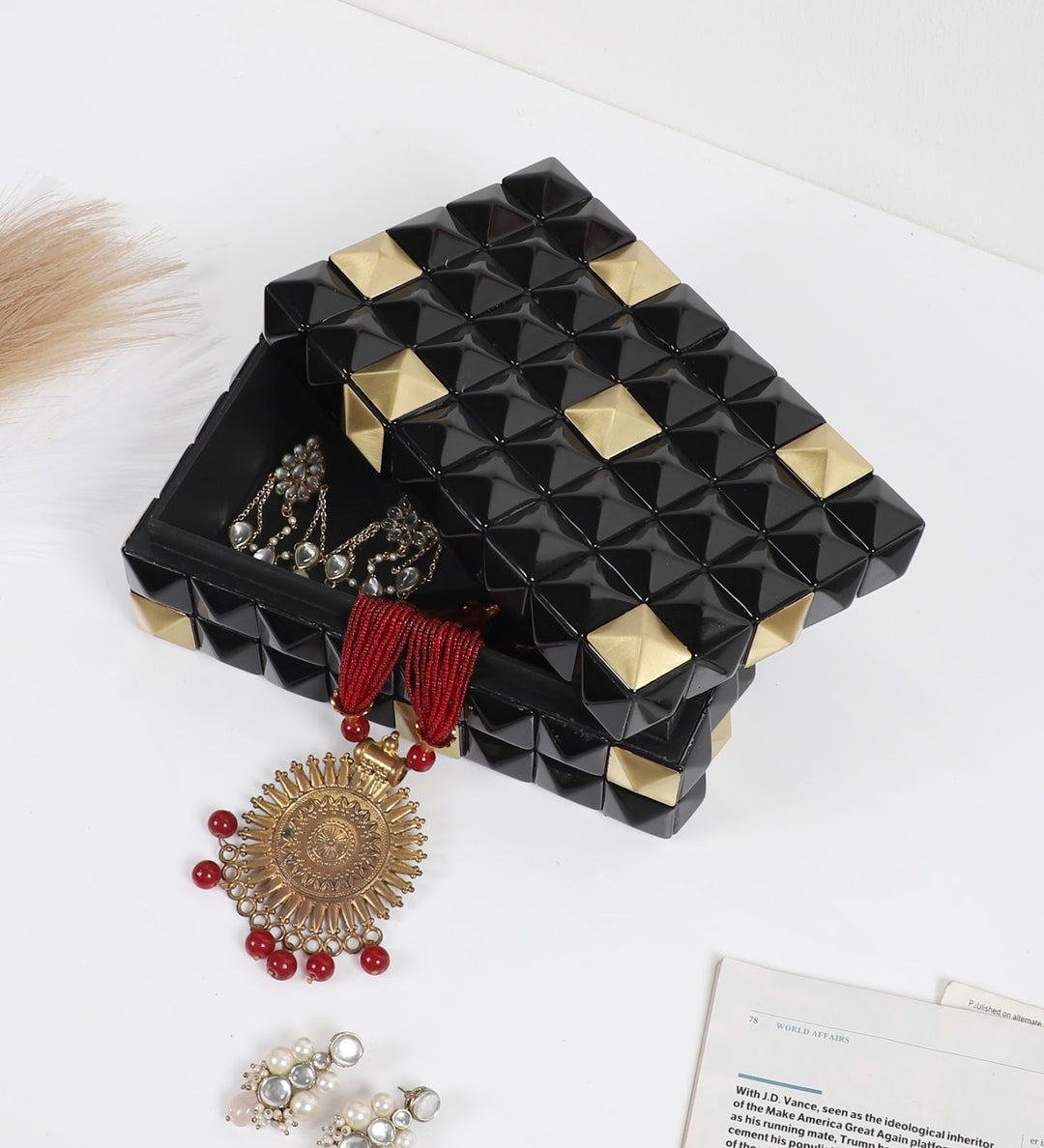 Expobazaar Onyx Prism Box Large