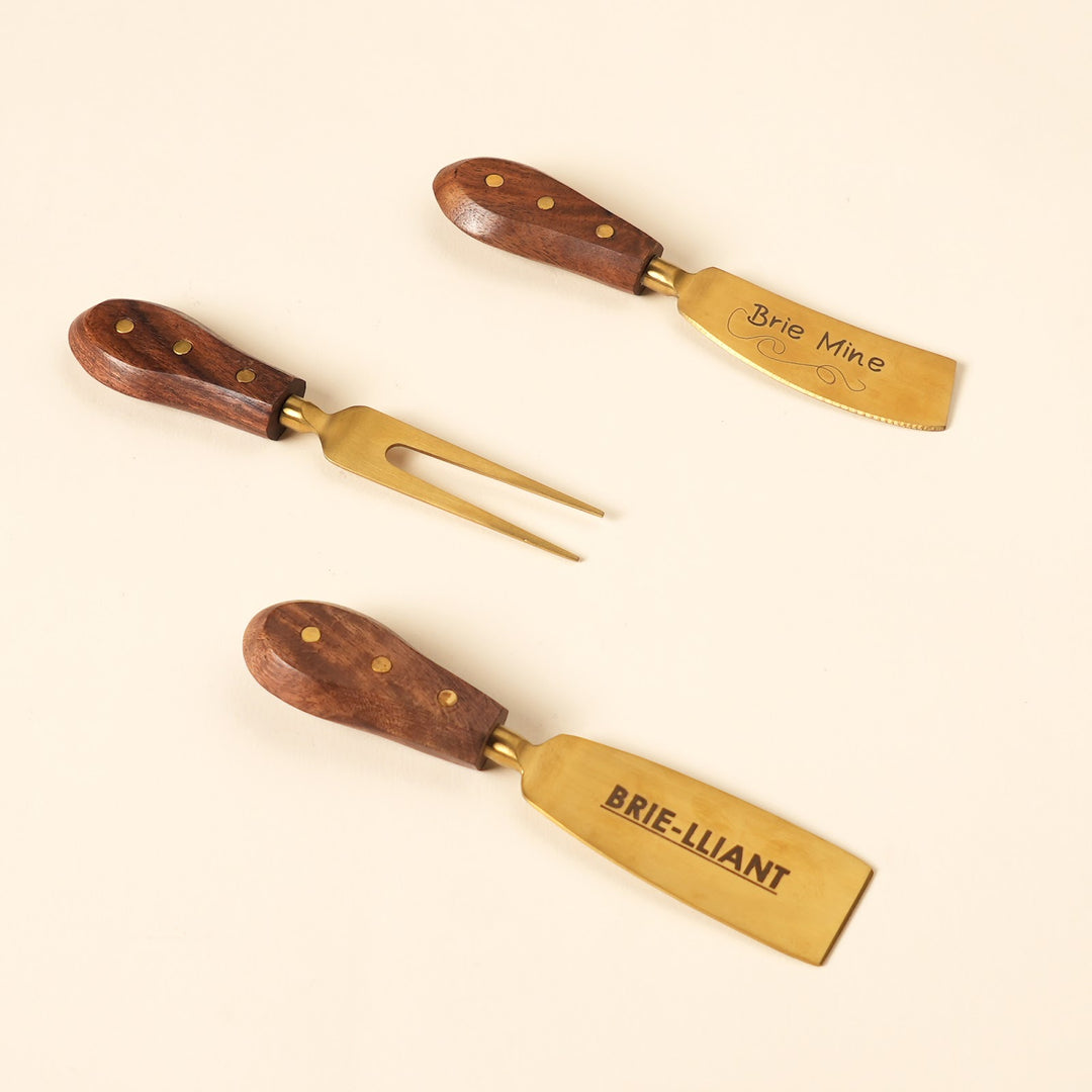 Cheese knife and spreader serving set