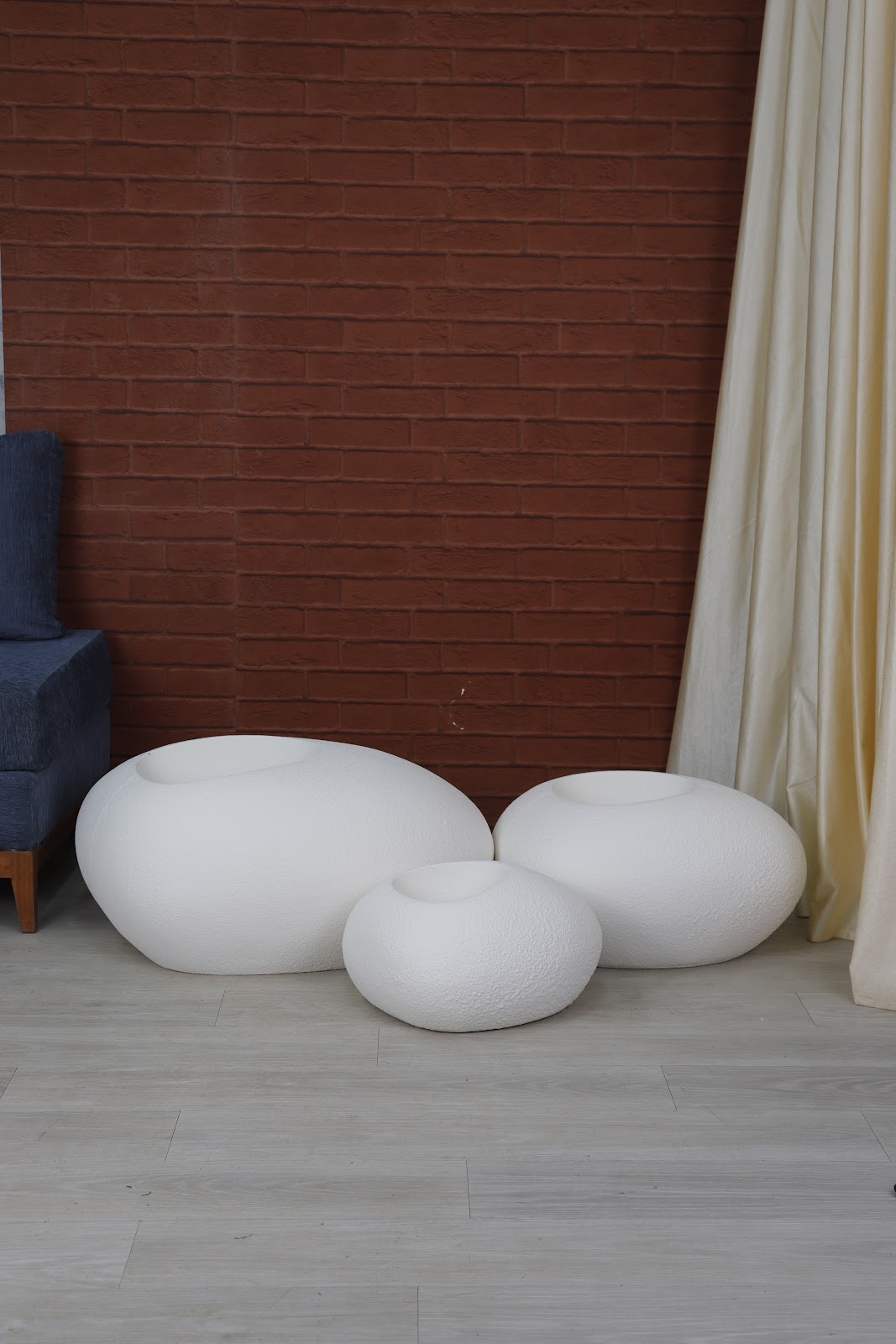 Expobazaar Modern PebbleForm FRP Small Planter