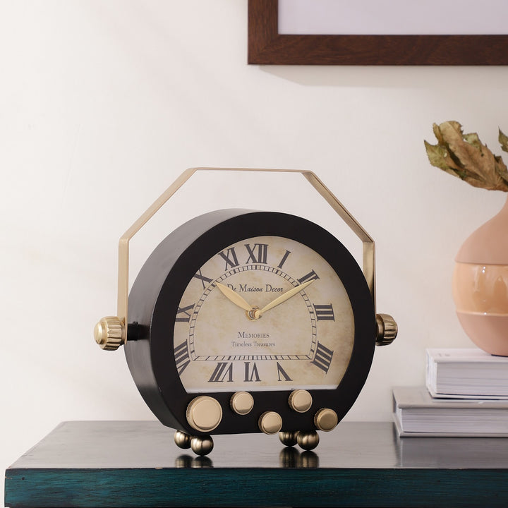 Expobazaar Kent Clock In Black Gold