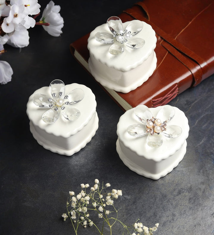 Coeurine Heart Porcelain Trinket Box Set with Blooms view 1