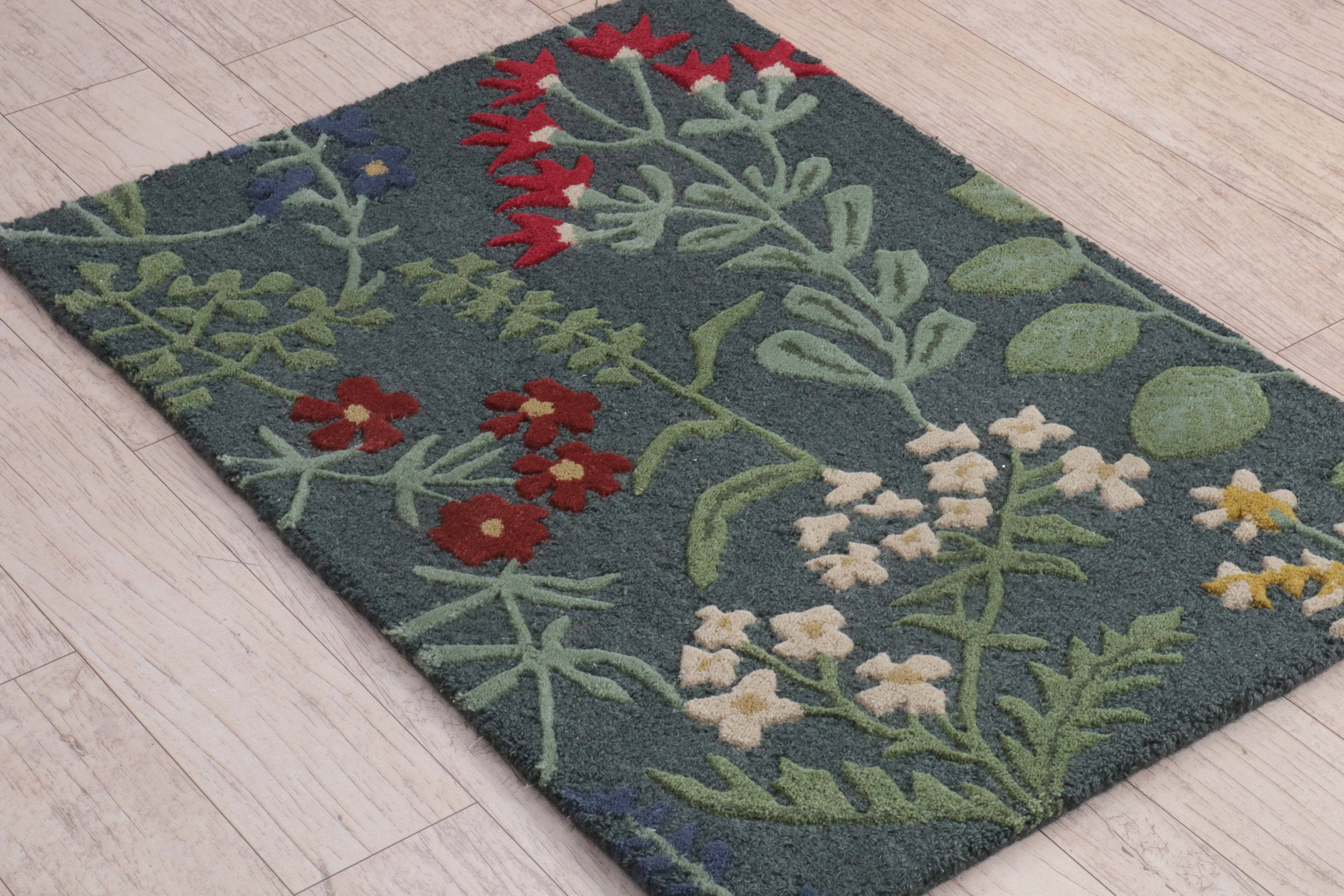 Valley Blossoms the Floral Fiesta | Hand-Tufted Wool Doorway Bloom