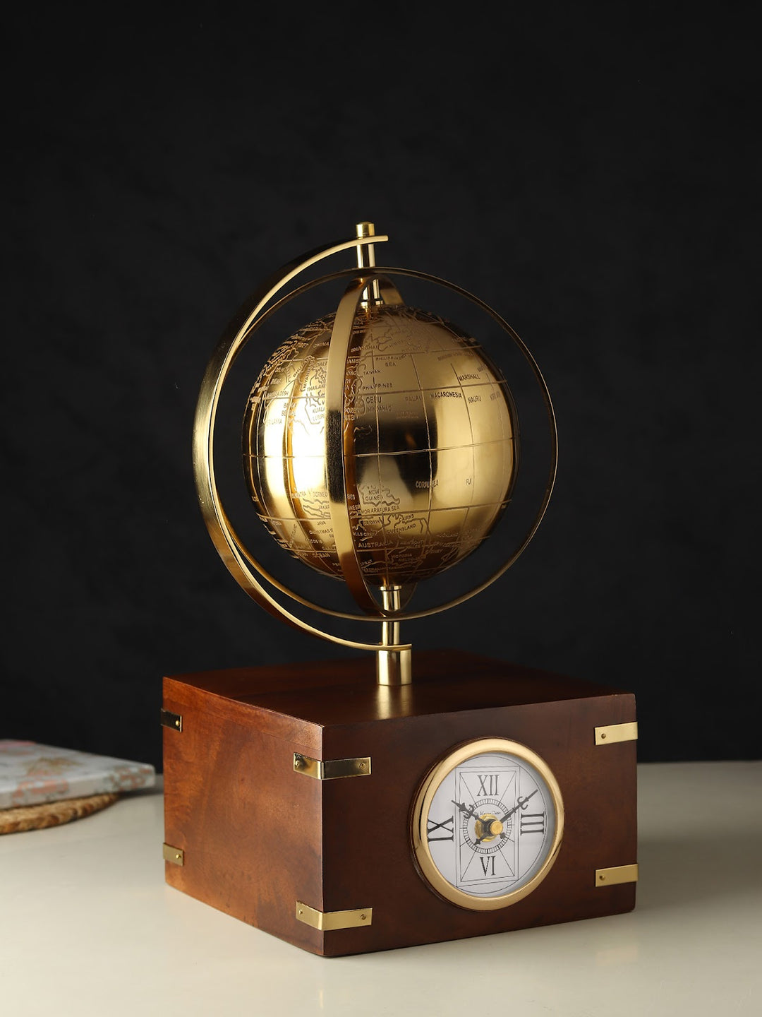 Expobazaar Atlasphere Gold Table Clock