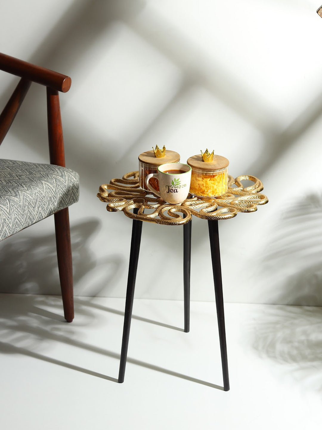 Expobazaar Sliitherin's end Table in Gold
