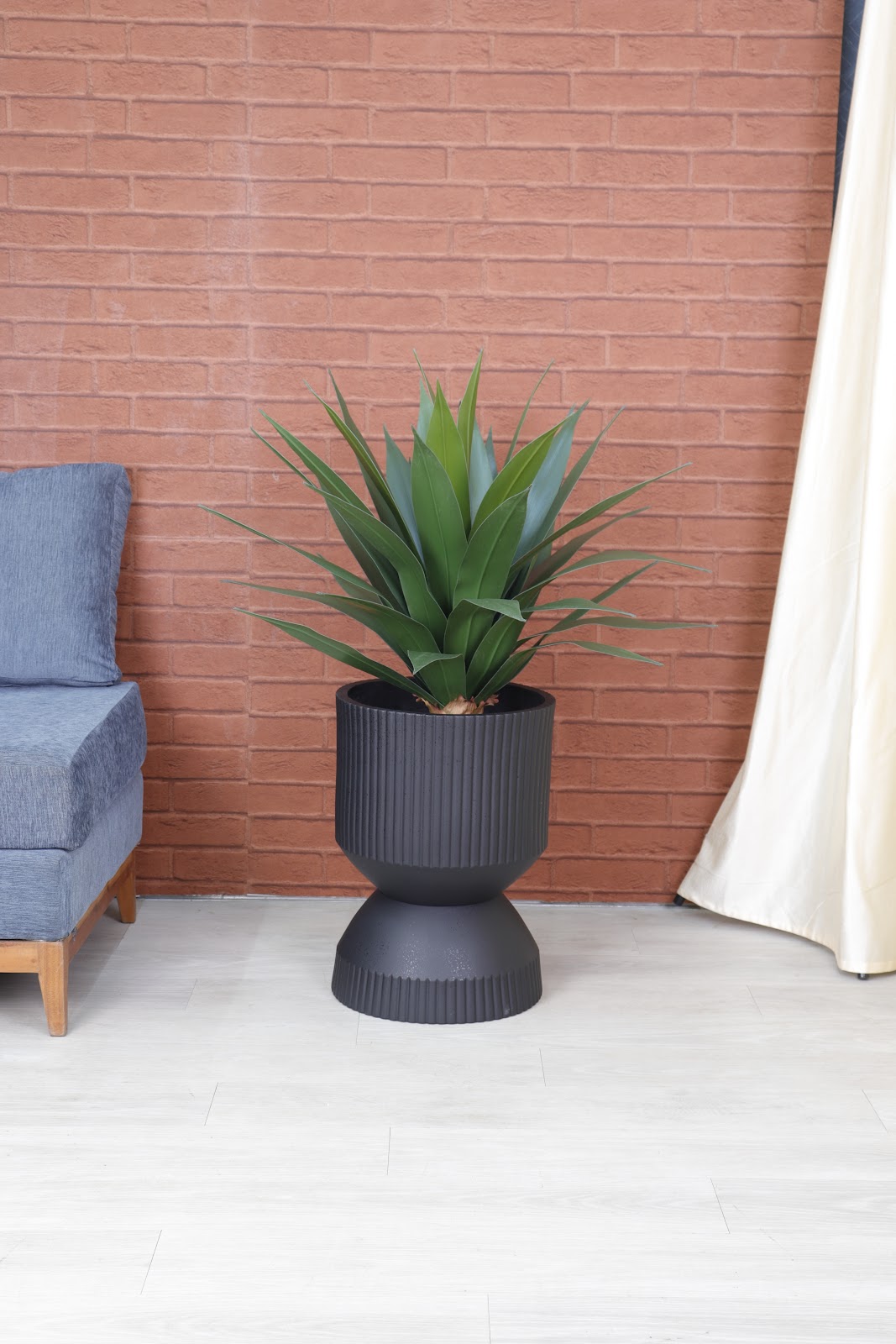 Expobazaar Ribbed Grey Hourglass Large Planter