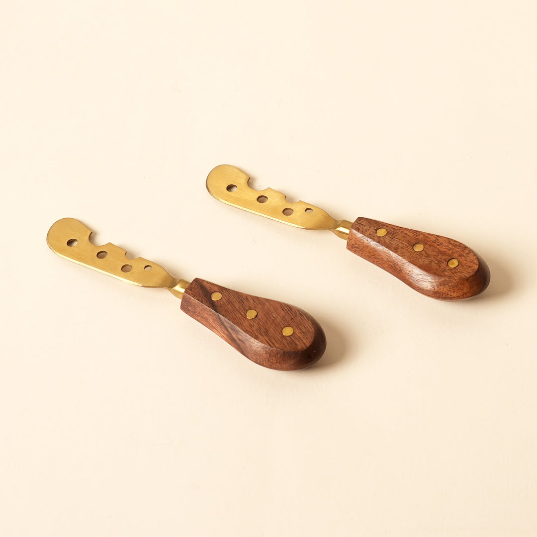 Cheese knife and spreader serving set