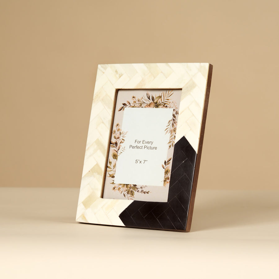 Herringbone Inlay 5x7 Photo Frame handcrafted in India