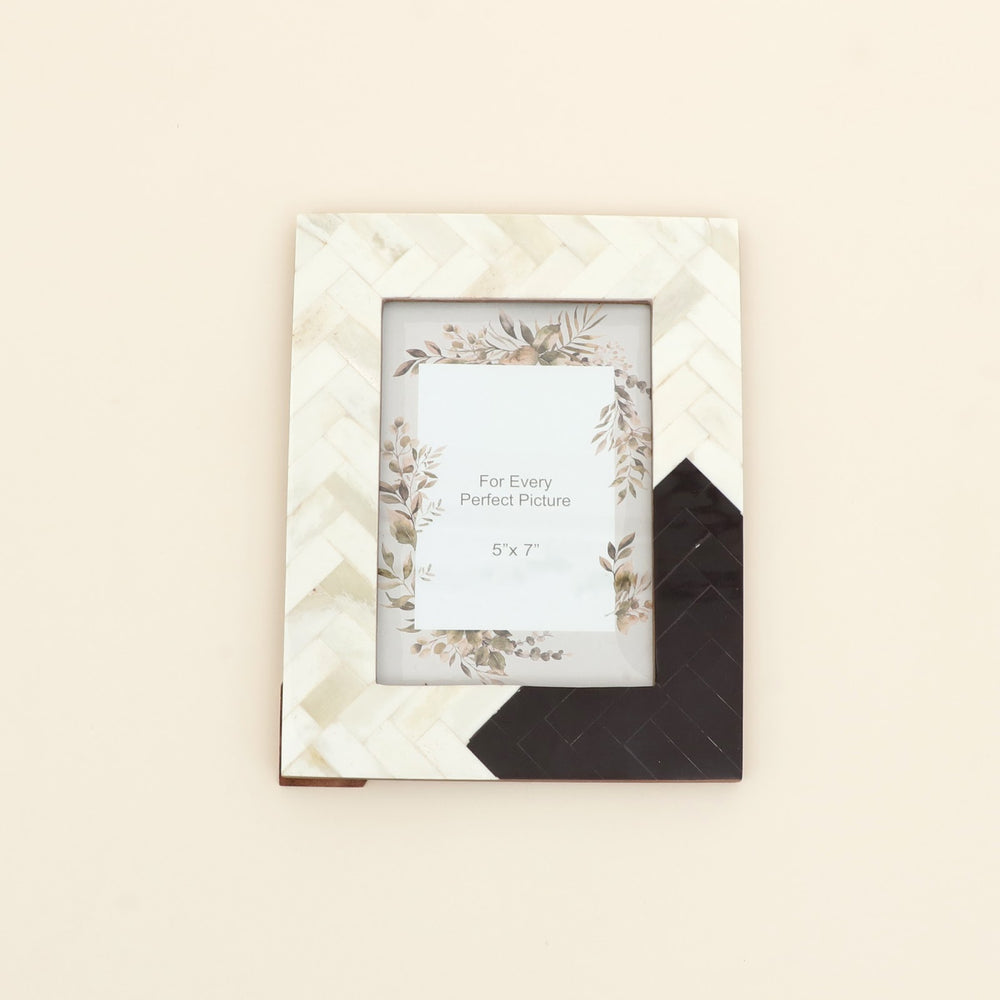 Herringbone Inlay 5x7 Photo Frame handcrafted in India