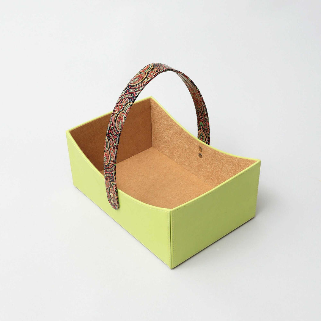 Moon Cut Basket