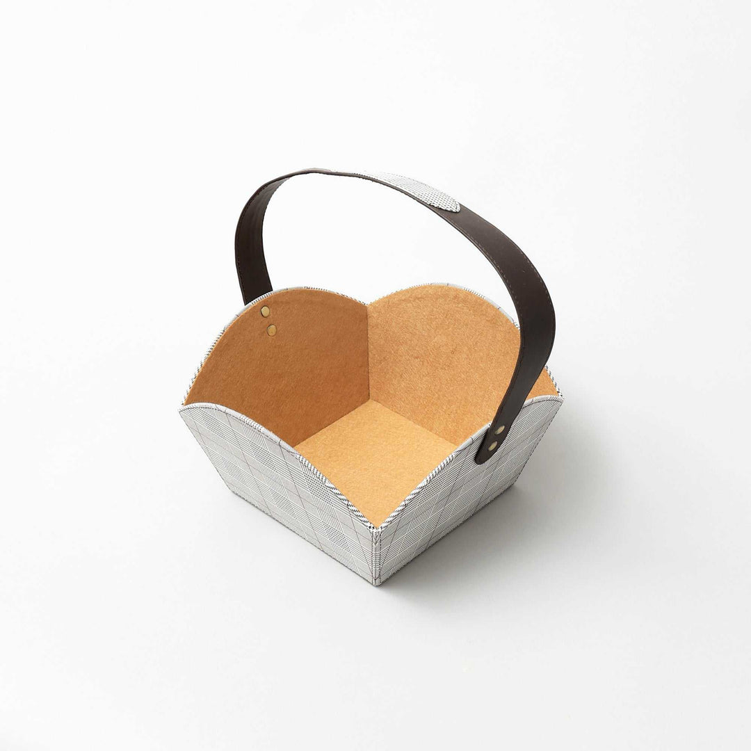 Feminine Flower Cut Basket for Beautiful Gift Hampers and Storage