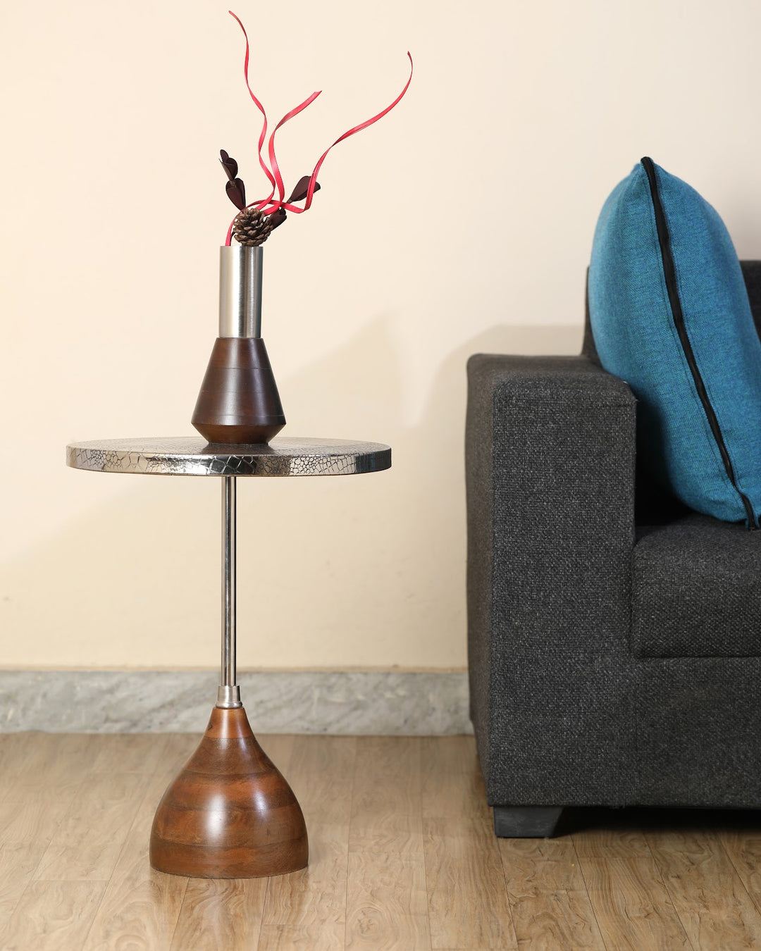 Expobazaar Viotto Croc Pattern Side Table in Silver