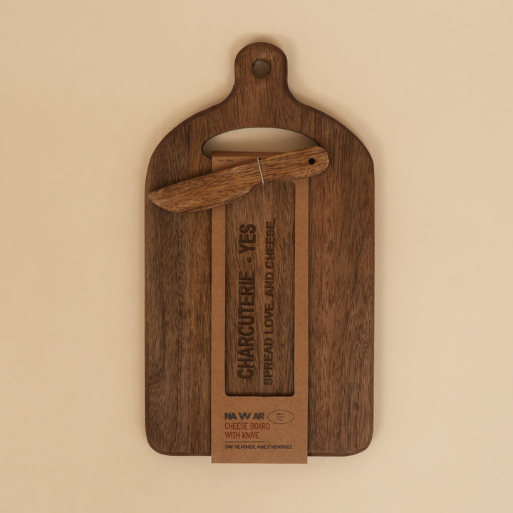 Mini mango wood cheese board with knife