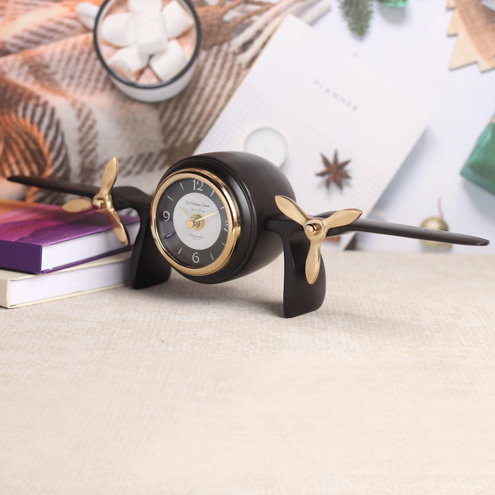 Expobazaar Skyward's Black Iron Table Clock
