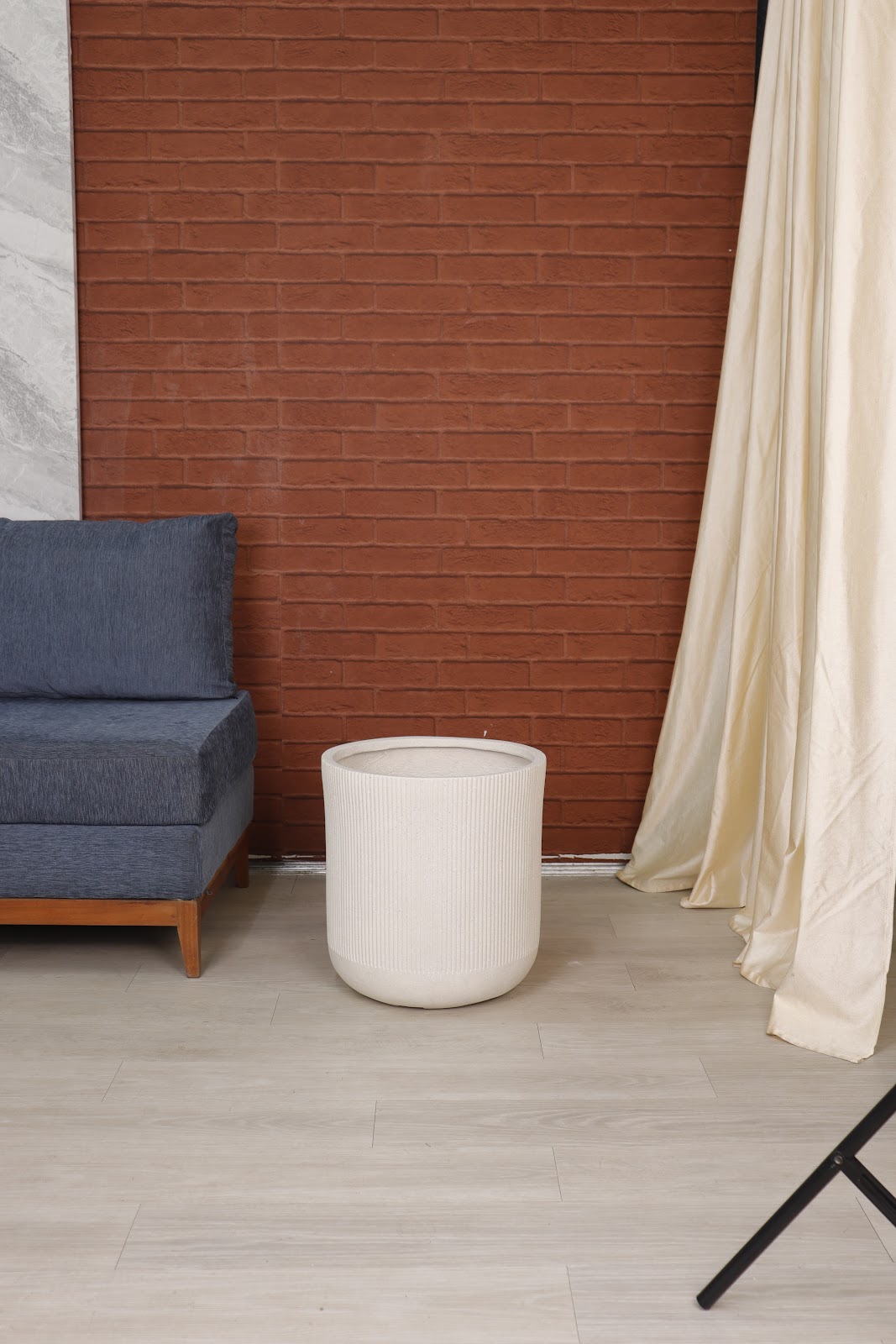 Expobazaar Ribbed Grey Cylindrical Stone‑Finish Large Planter
