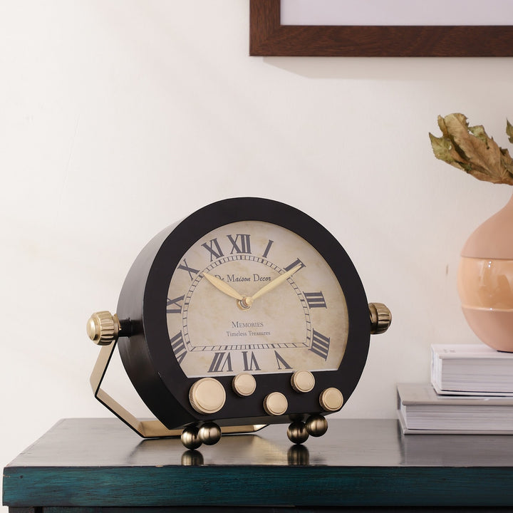 Expobazaar Kent Clock In Black Gold