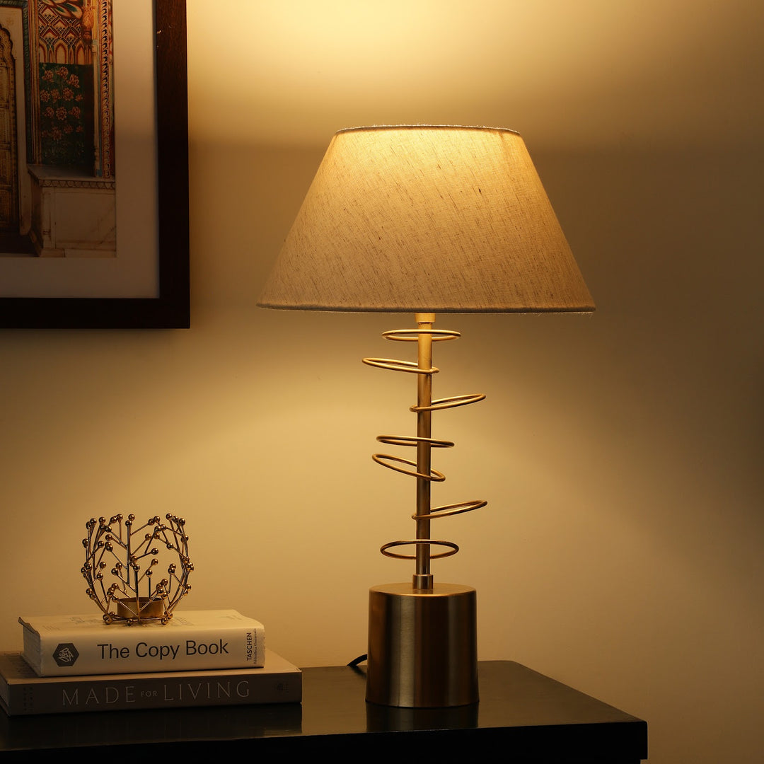 Expobazaar Cascading rings Table lamp in Gold