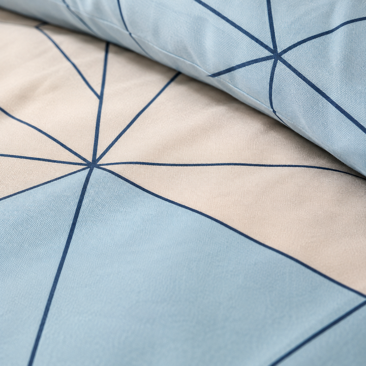 Kids Cheerful Geometric Print Bedsheet