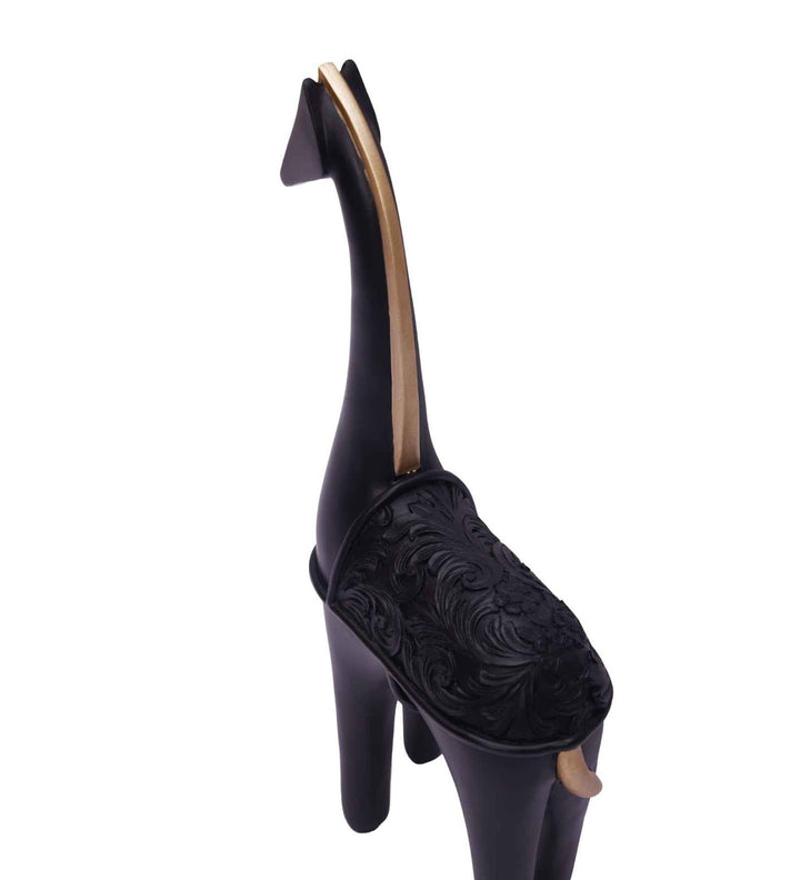 Expobazaar Modern Giraffe Resin Sculpture for Elegant Home Decor