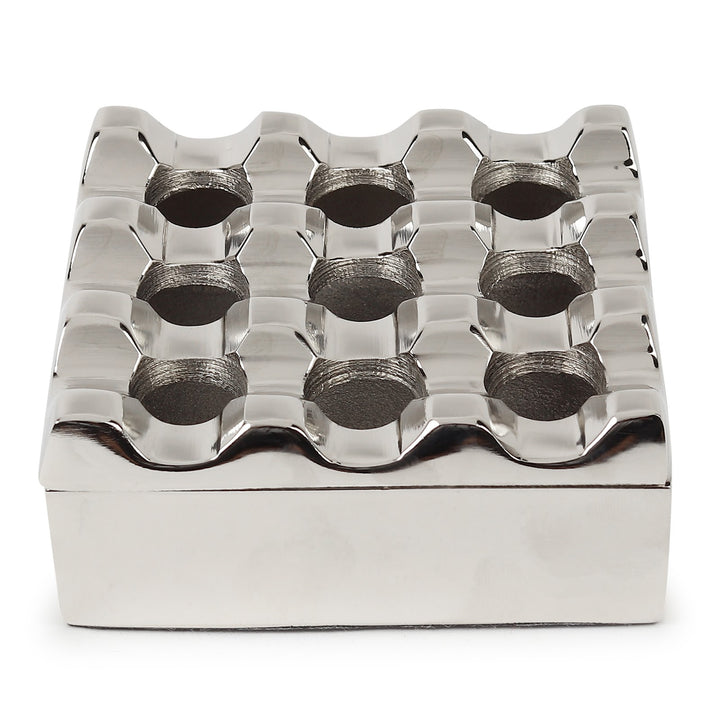 Expobazaar AlaricÂ’s silver ashtray