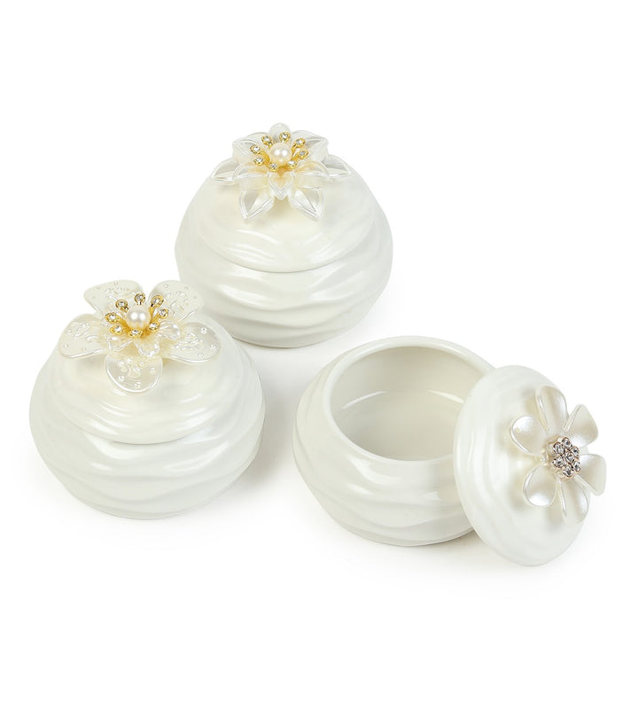 Laceflower Porcelain Trinket Box Set with Lace Petals view 6