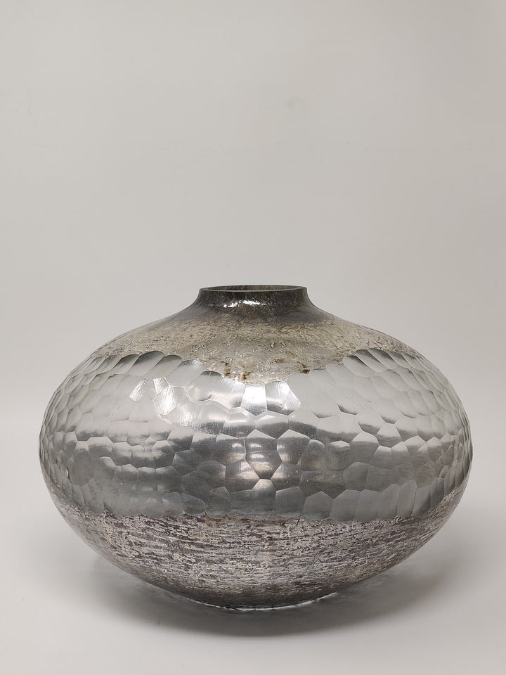 Expobazaar Antique Aluminium Mid Chisel Cut Vase
