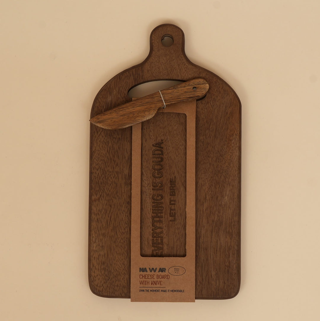 Mini mango wood cheese board with knife