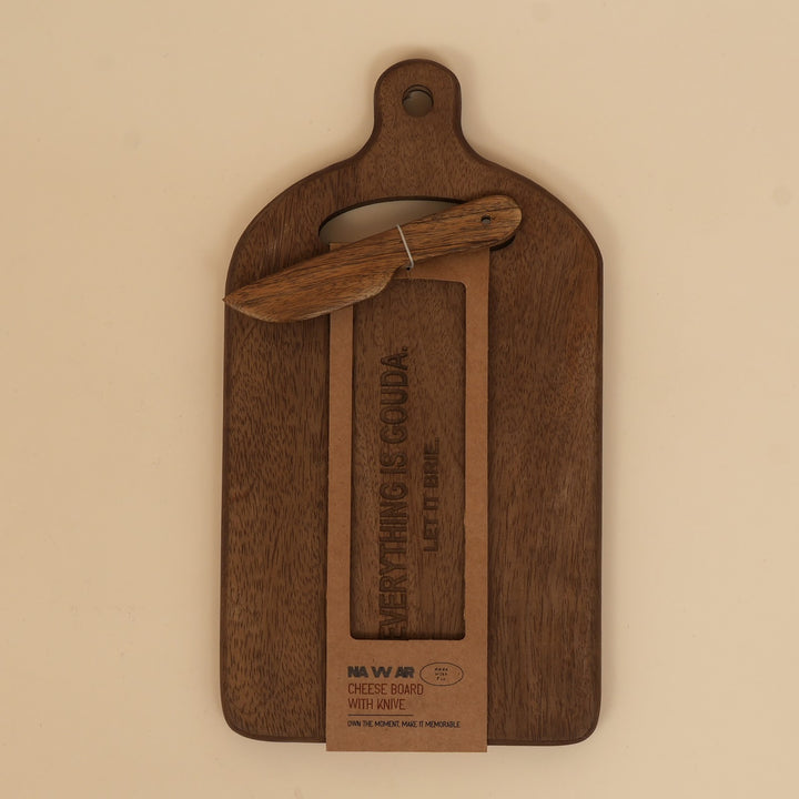 Mini mango wood cheese board with knife