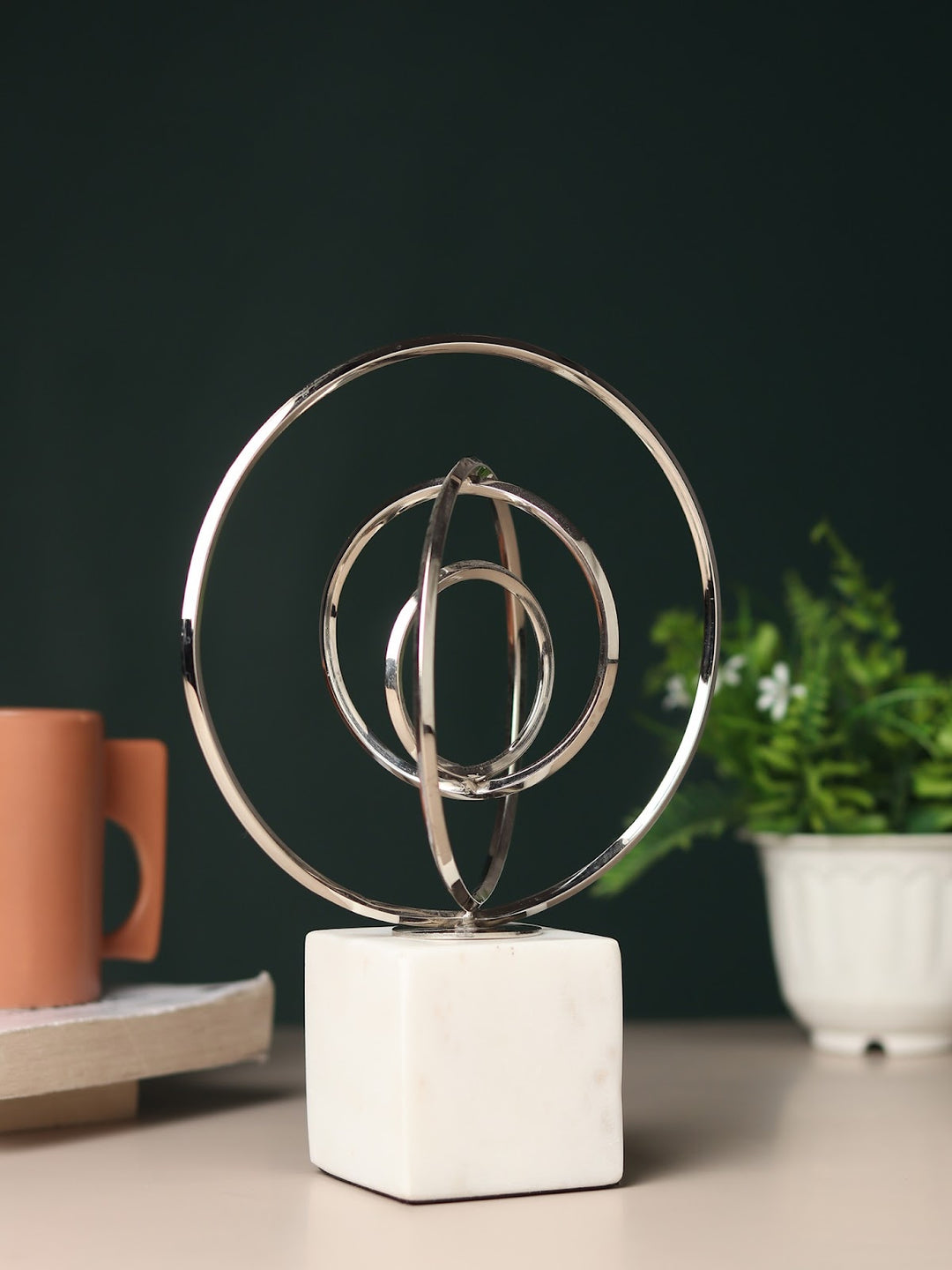 Expobazaar Seamless Circle Ensemble in Silver