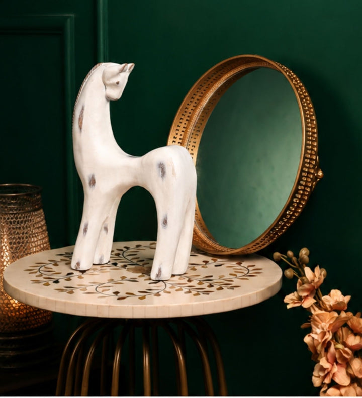 Expobazaar Elegant Resin Horse Figurine for Modern Decor
