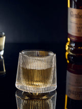 Lined Dancing Whiskey Glass in crystal glass, 175 ml