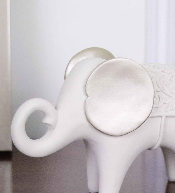 Expobazaar Elegant Elephant Resin Sculpture for Modern Home Decor