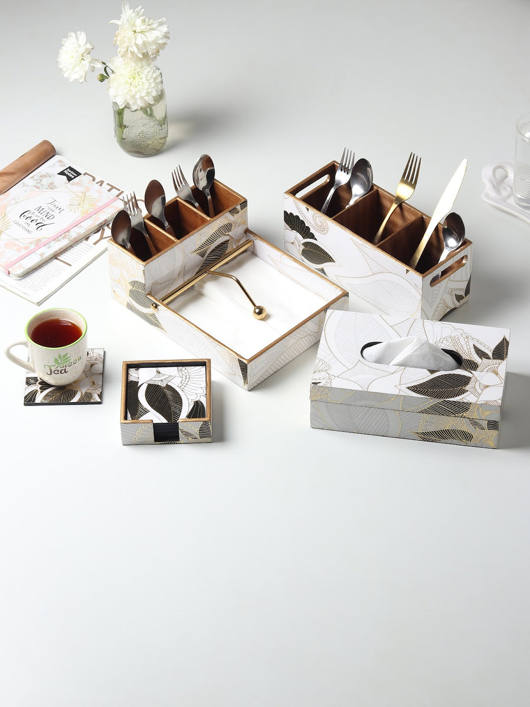 Expobazaar Ivory Noir Bloom Cutlery holder