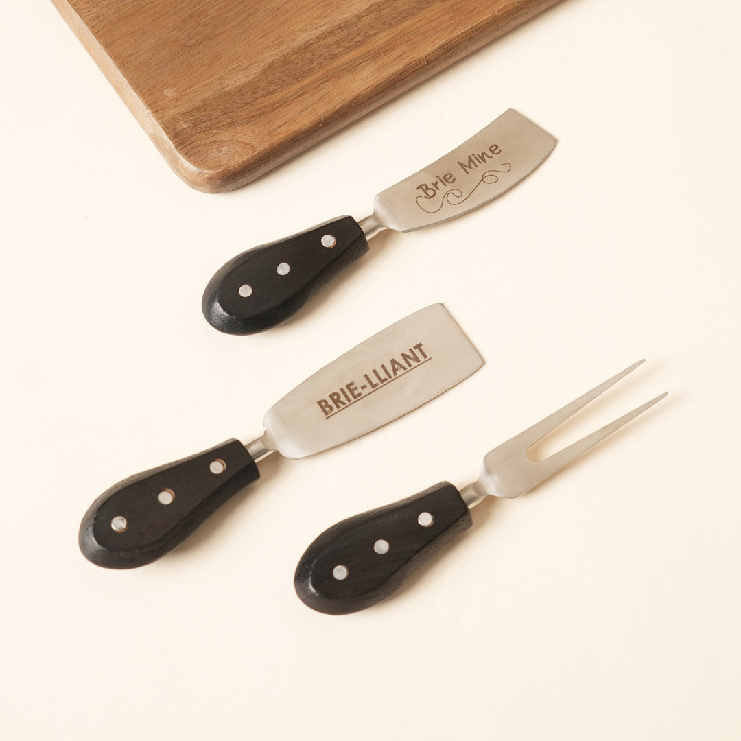 Cheese knife and spreader serving set