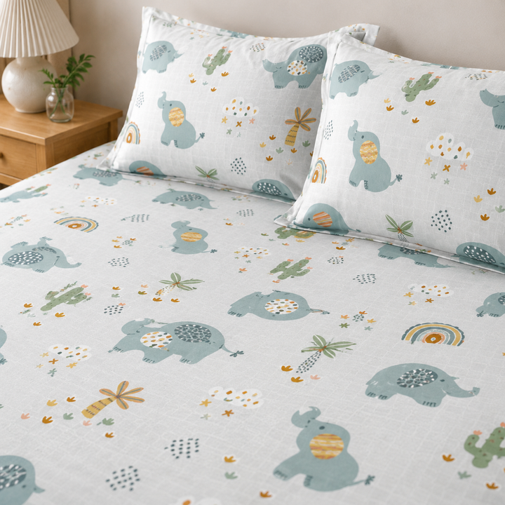 Kids Playful Duck Print Bedsheet
