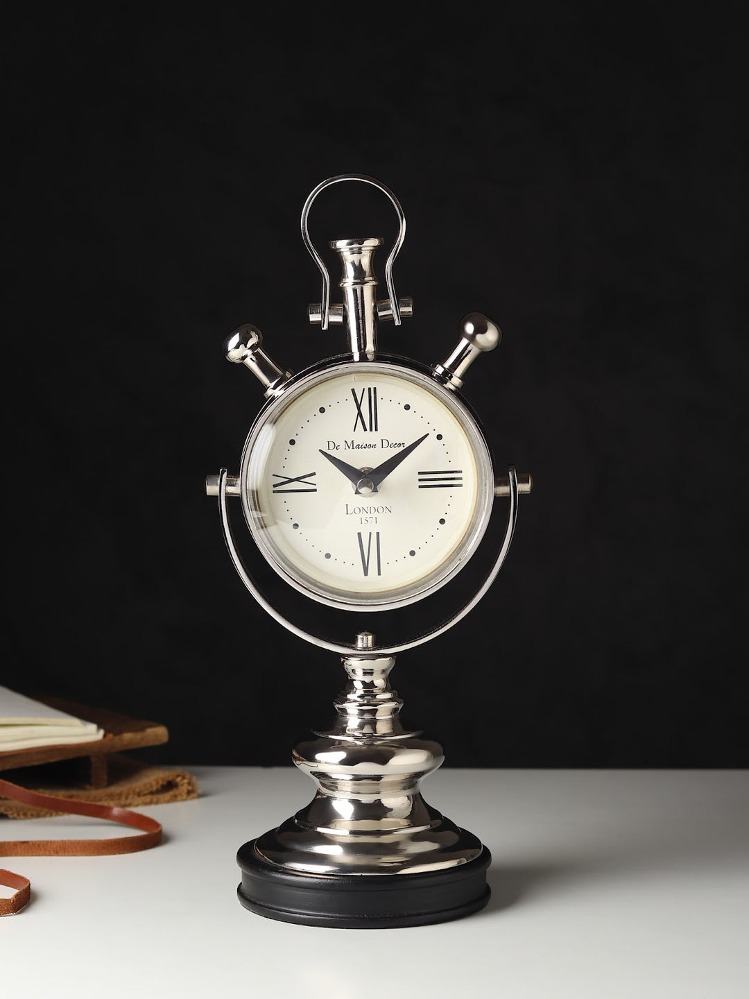 Expobazaar Aristotime Table Clock In Silver