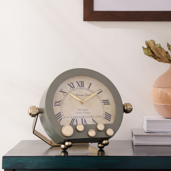 Expobazaar Kent Clock In Green Gold