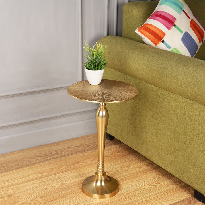 Expobazaar The Carla Side Table in Gold
