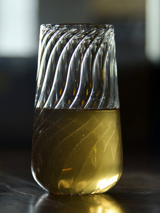 Swirl Fluted Glass 475 ml in borosilicate glass