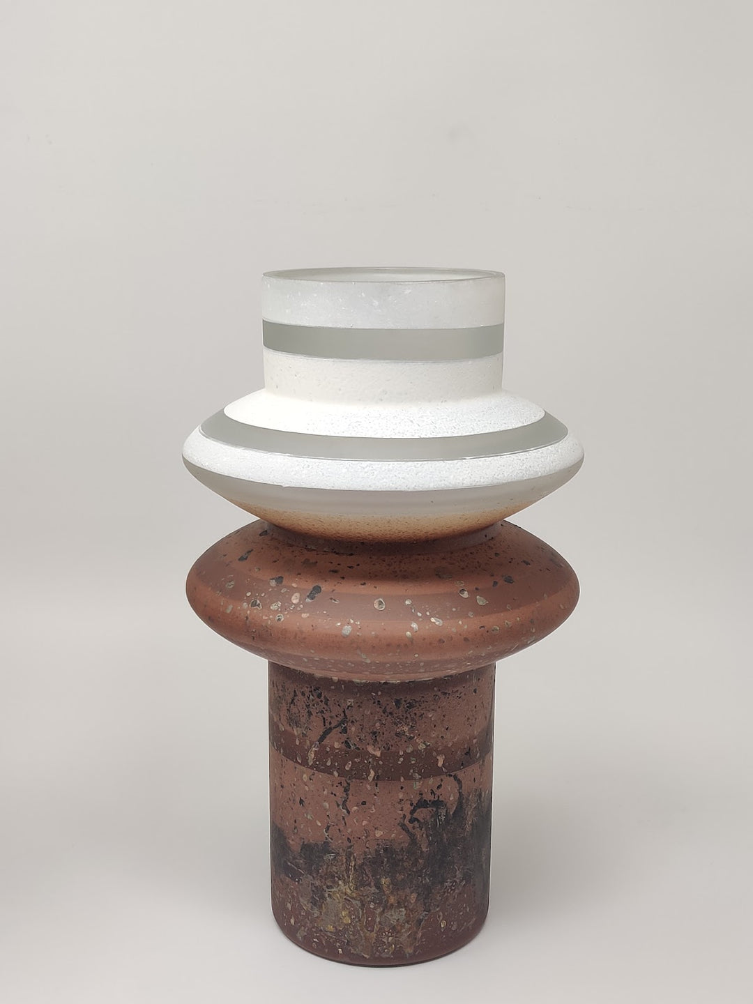 Expobazaar Chocolaty Antique Ring Opal Vase