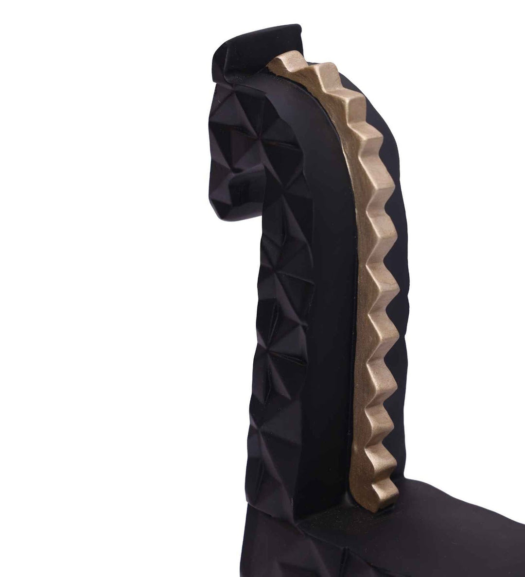 Expobazaar Modern Geometric Giraffe Resin Sculpture for Home Decor