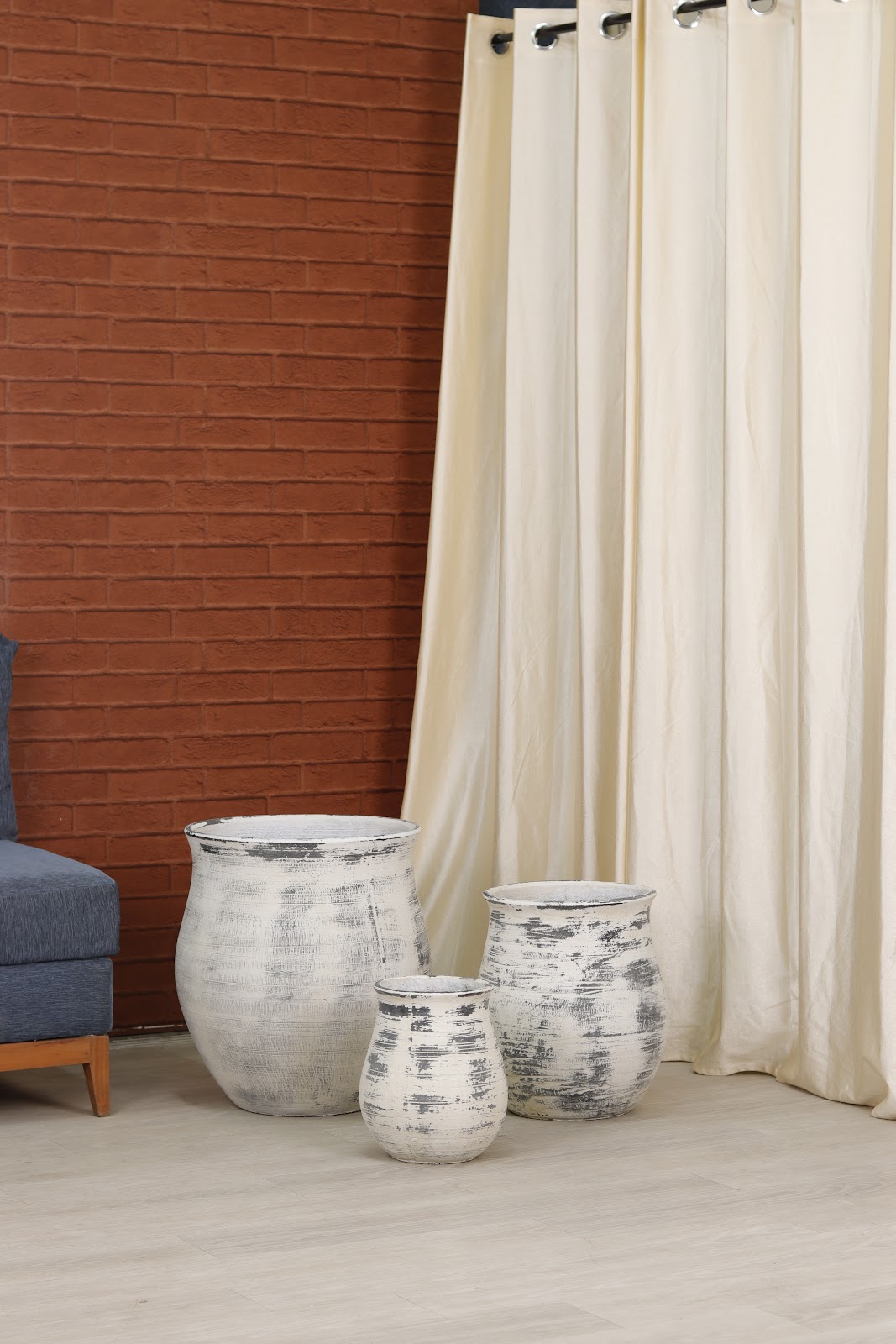 Expobazaar Classic Grey Urn‑Shape Decorative Large Planter