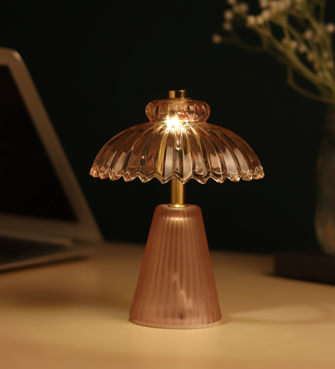 Cressa Crystelle Sculpted Glass Table Lamp Style 1 view 2