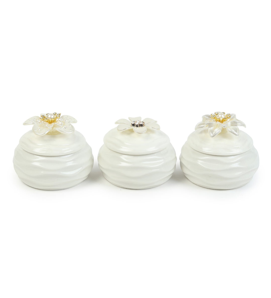 Laceflower Porcelain Trinket Box Set with Lace Petals view 4
